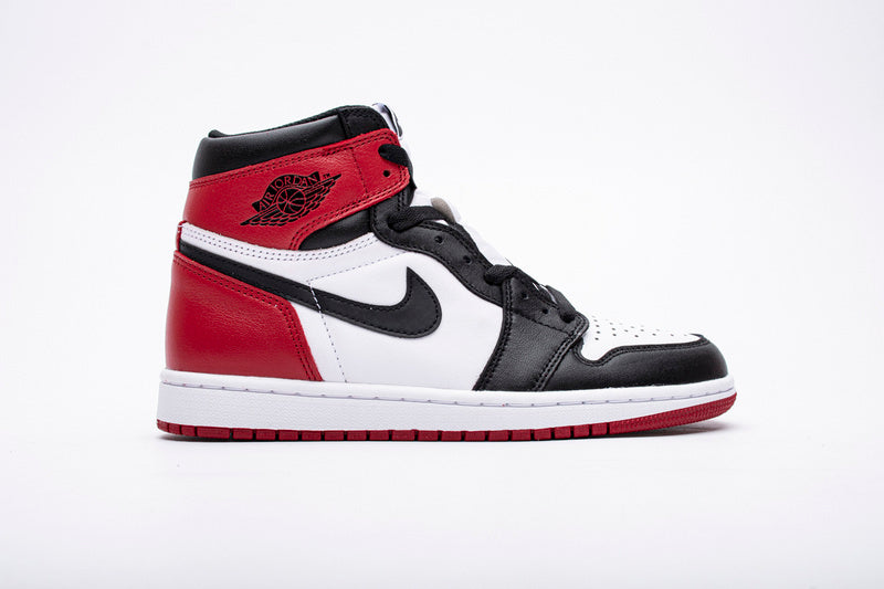 Jordan 1 Retro Black Toe (2016) 555088-125
