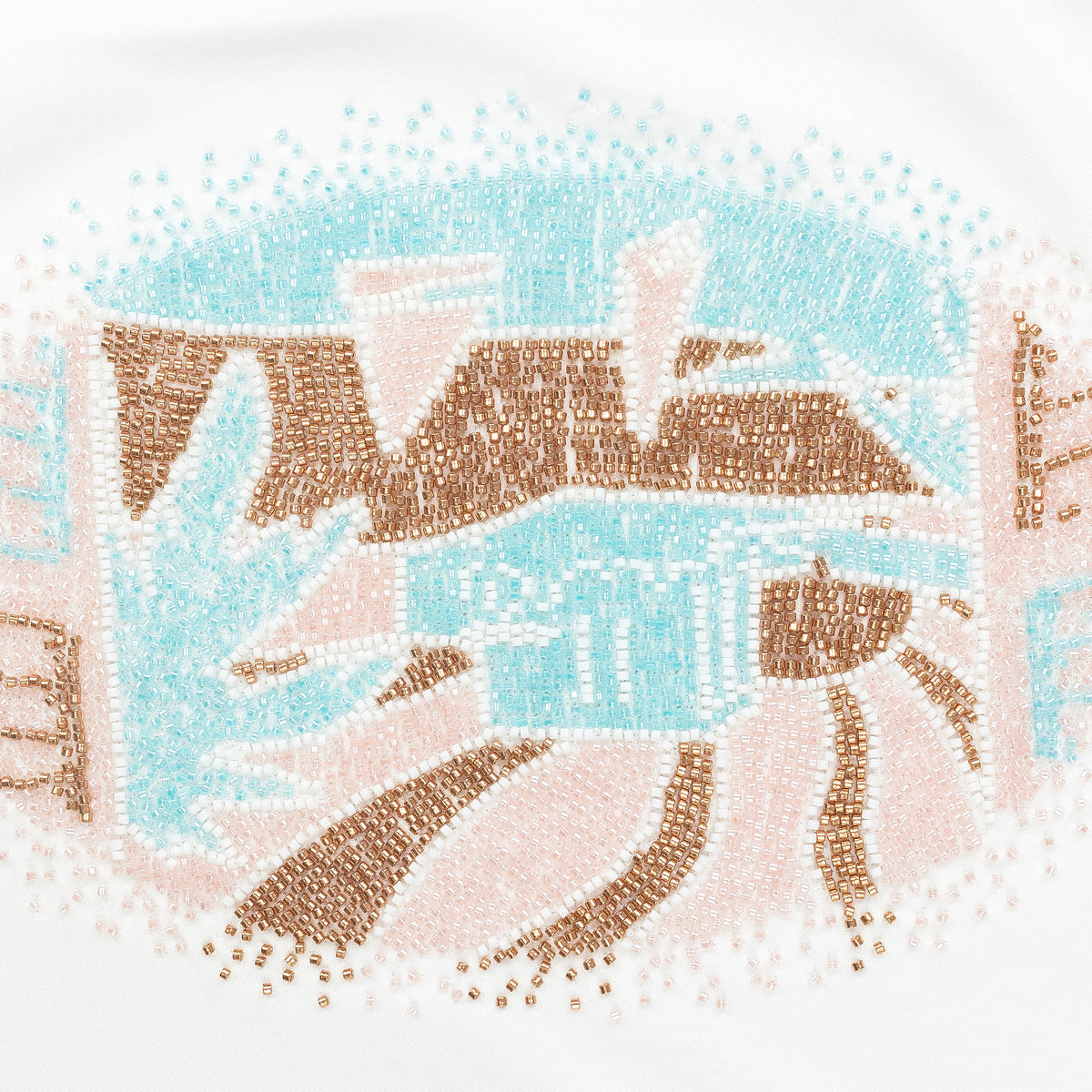 WHITE BEADED NILE RIVER T-SHIRT