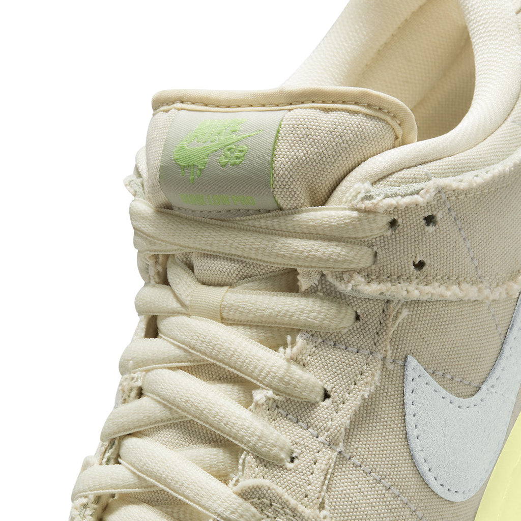 Nike SB Dunk Low Mummy DM0774-111