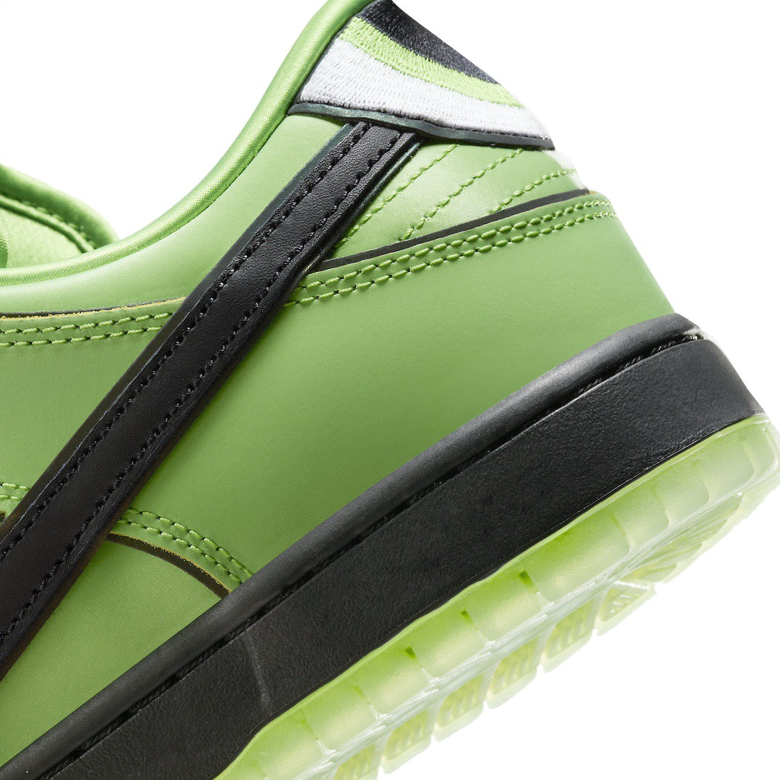 The Powerpuff Girls x Nike SB Dunk Low Buttercup FZ8319-300