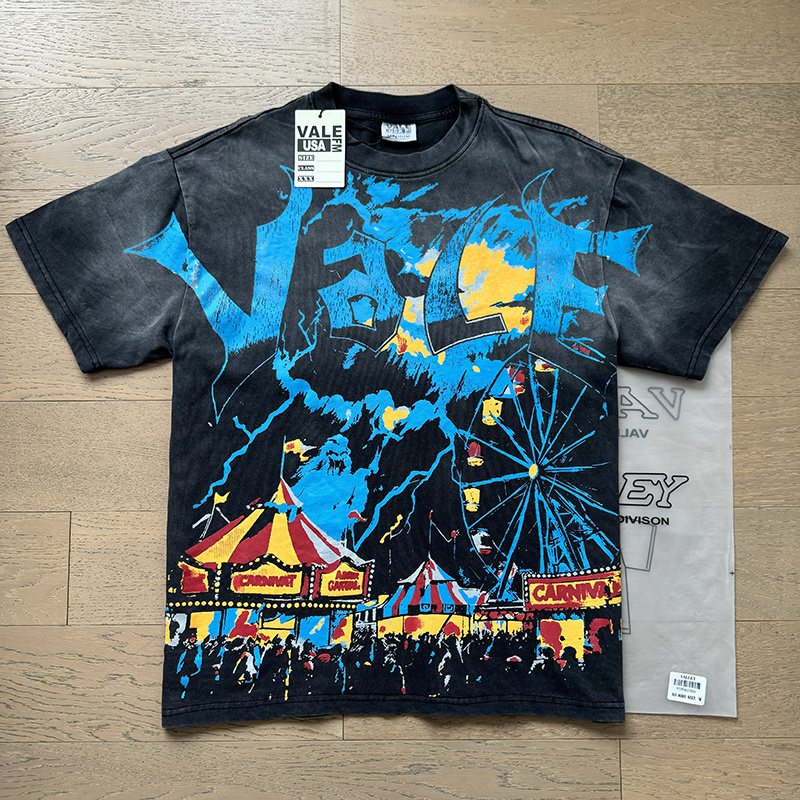VALE USA Carnival Graphic T-Shirt - Charcoal Gray