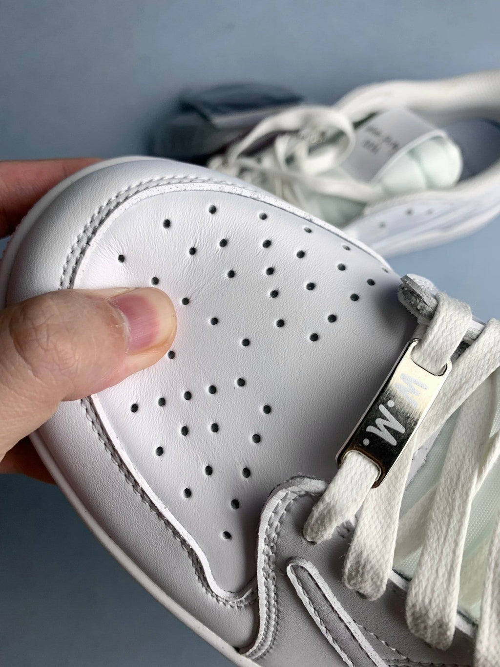 Air Jordan 1 Low All-white Unisex Sneakers DM7866-292
