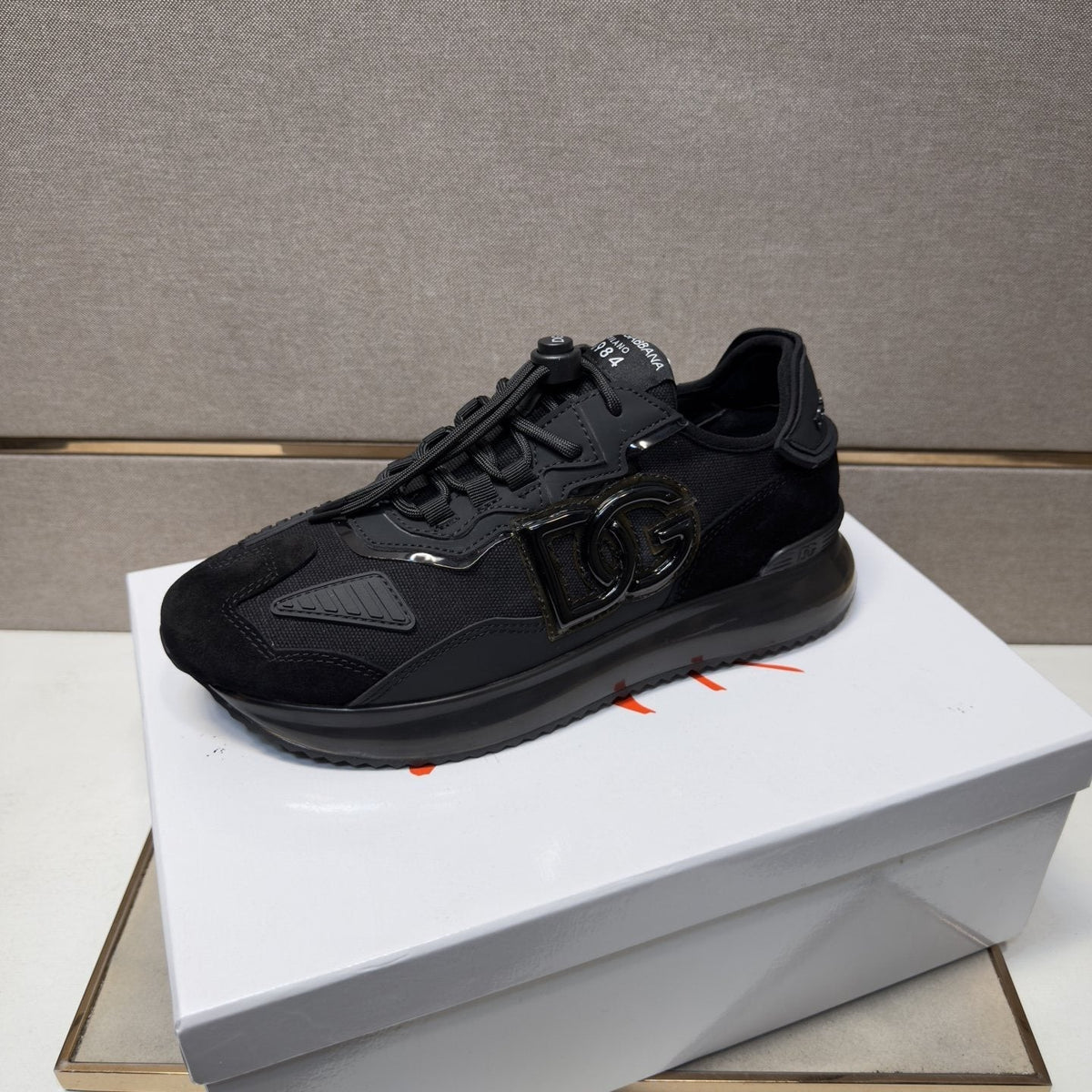 Dolce & Gabbana Black Logo Low-Top Sneakers