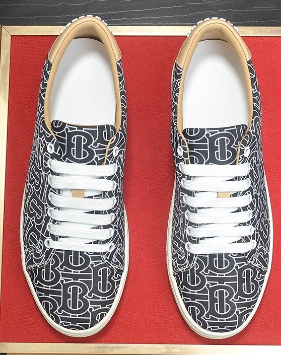 Burberry Black & Gray Patterned Low-Top Sneakers