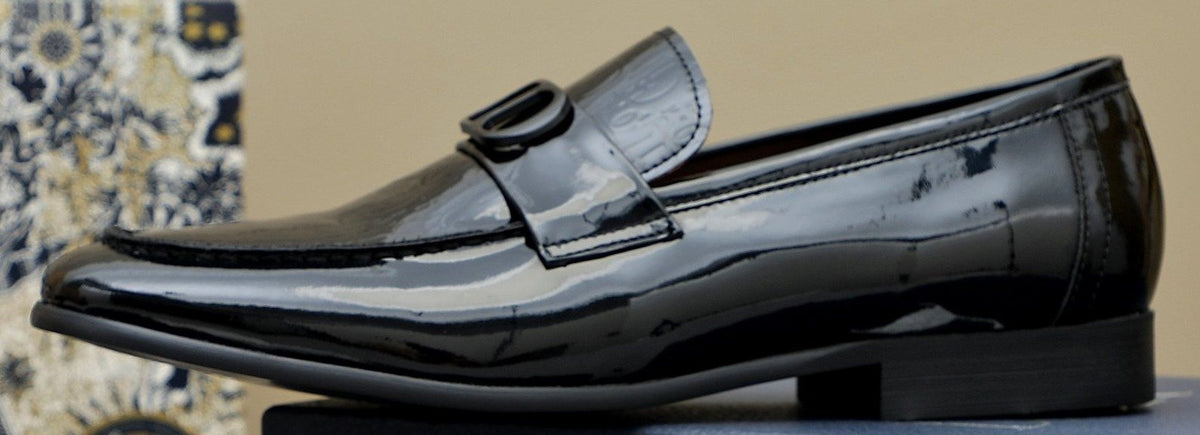Dior Men's Black Embossed Buckle Loafers