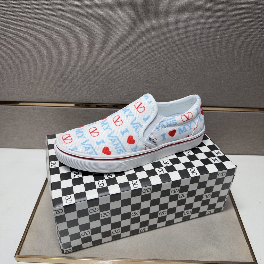 Vans White Graphic Low-Top Sneakers