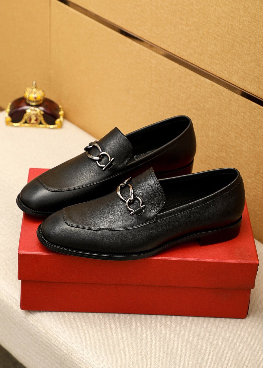 Ferragamo Men's Black Bit Loafers - Stacked Heel