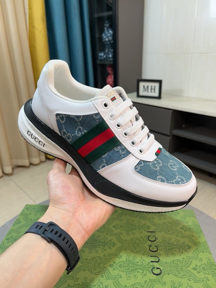 Gucci Patterned Stripe Lace-Up Sneakers