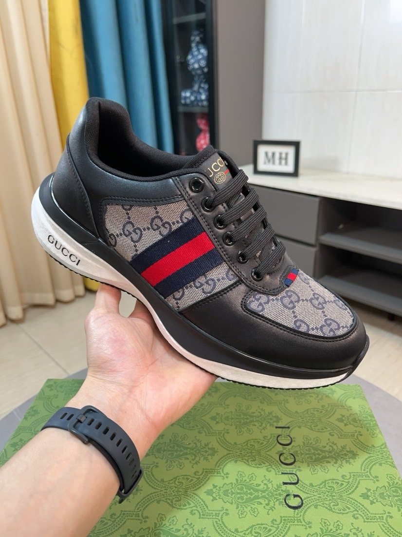 Gucci Patterned Stripe Lace-Up Sneakers