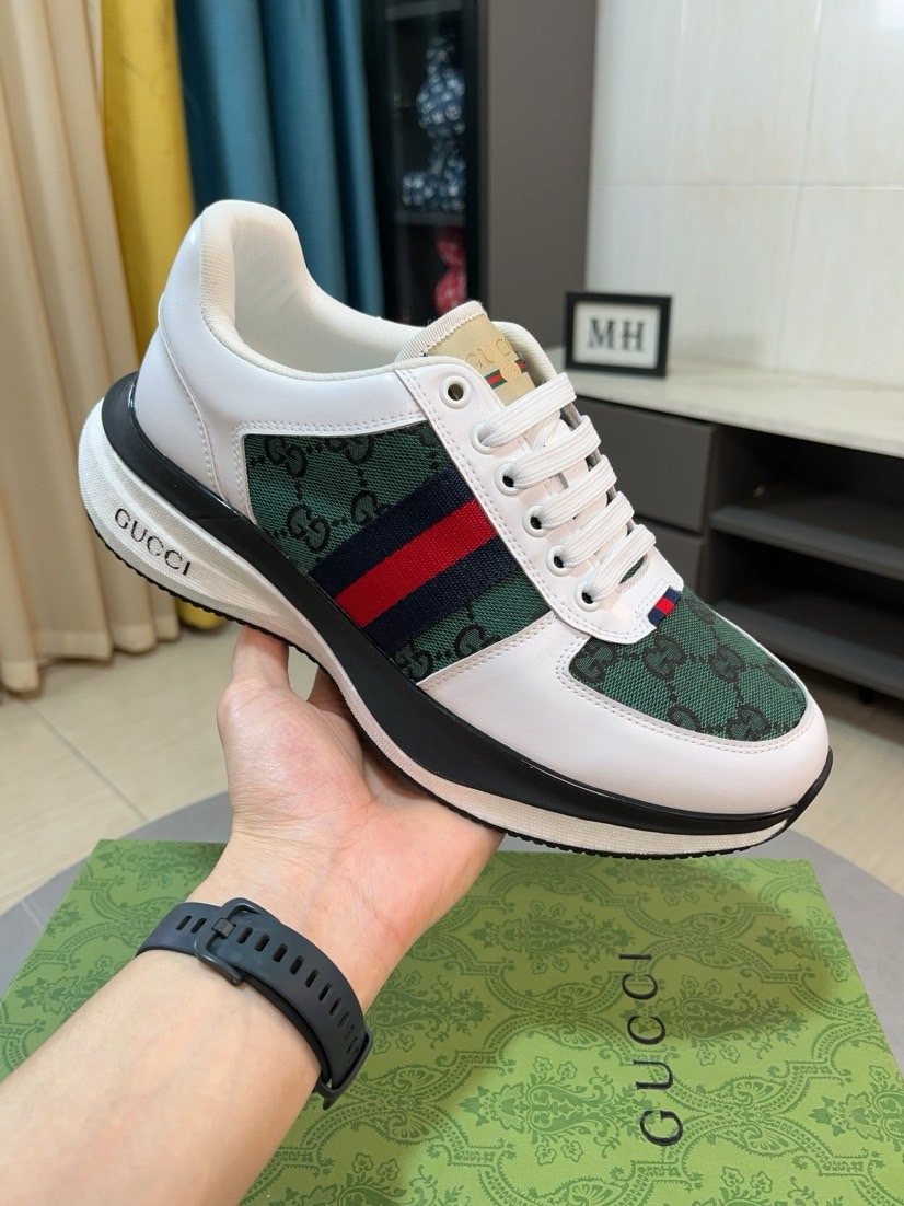 Gucci Patterned Stripe Lace-Up Sneakers