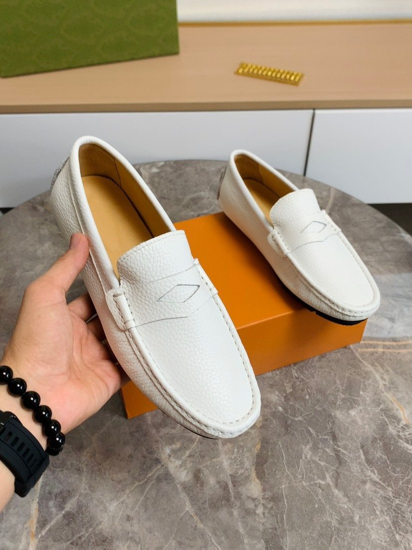 Louis Vuitton Textured Moc-Toe Loafers