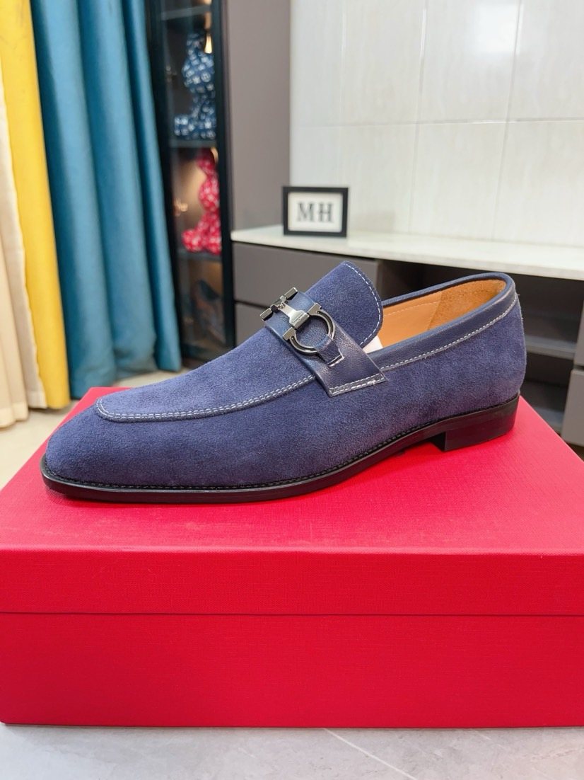 Ferragamo Men's Bit Loafers - Apron Toe With Contrast Stitching