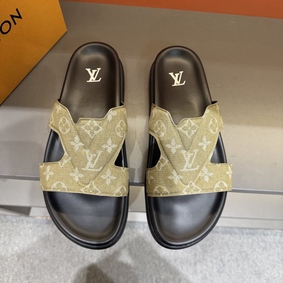 Louis Vuitton Monogram Cross-Strap Slide Sandals - Open Toe
