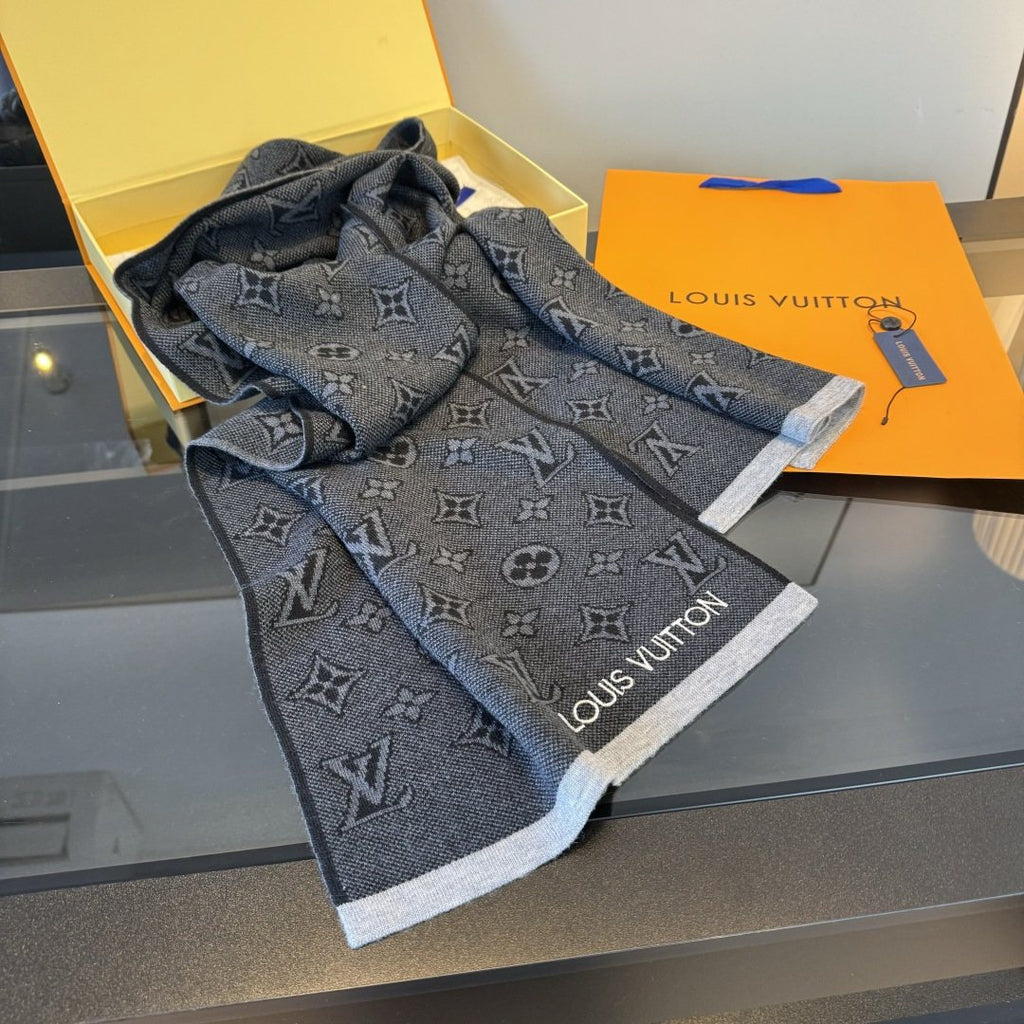 Louis Vuitton Gray Knit Scarf with Contrast Trim