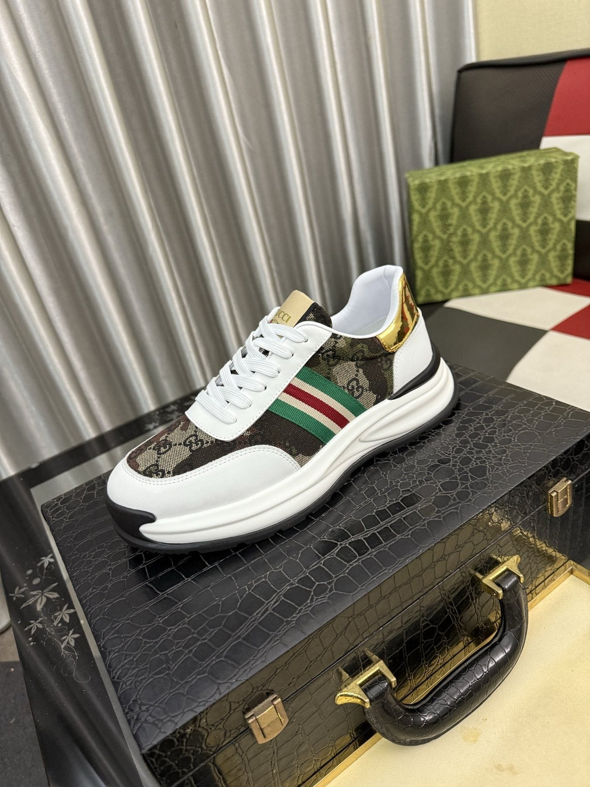 Gucci Monogram Stripe Low-Top Sneakers